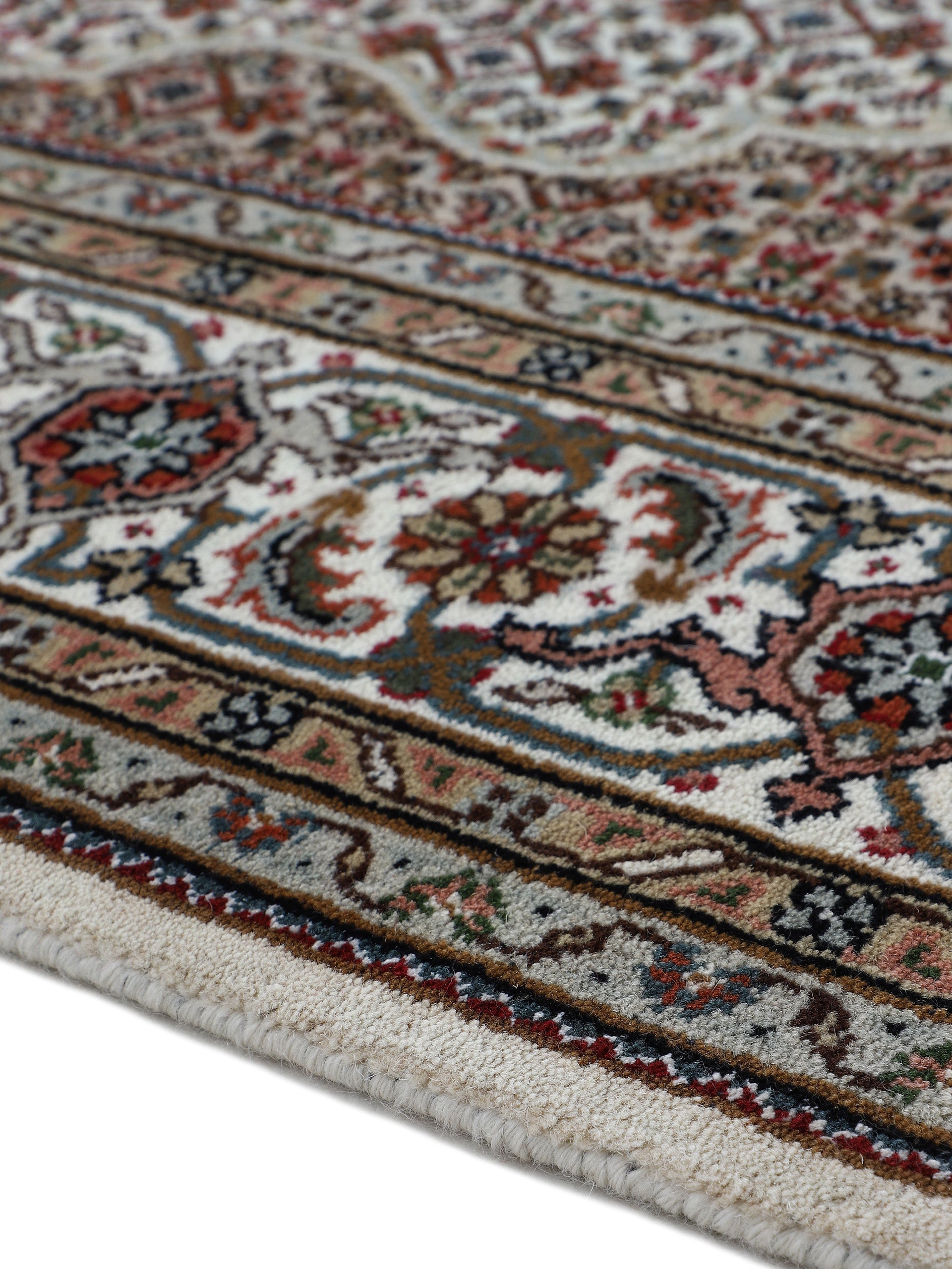 Tabriz Mahi Teppich
