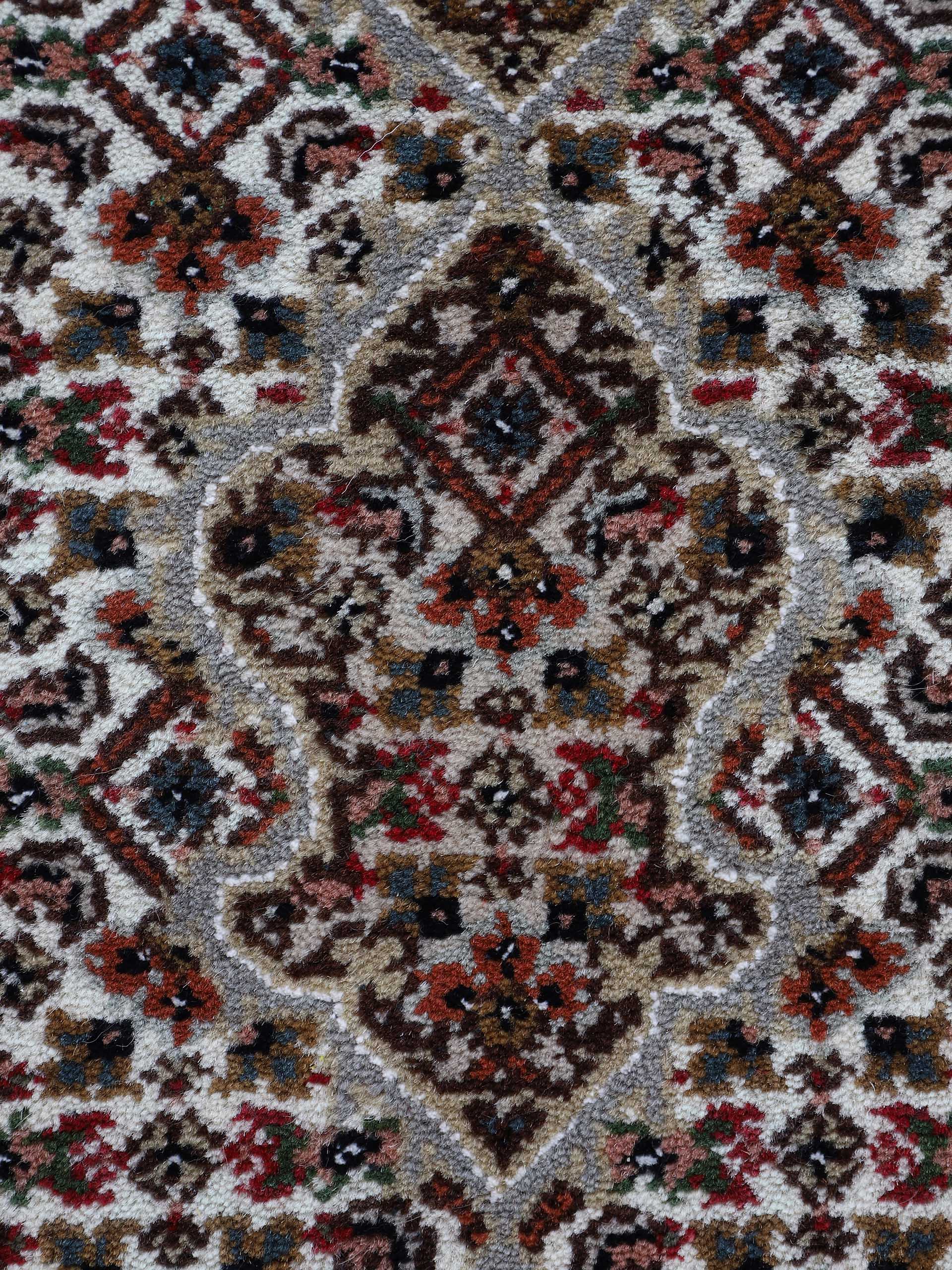 Tabriz Mahi Teppich