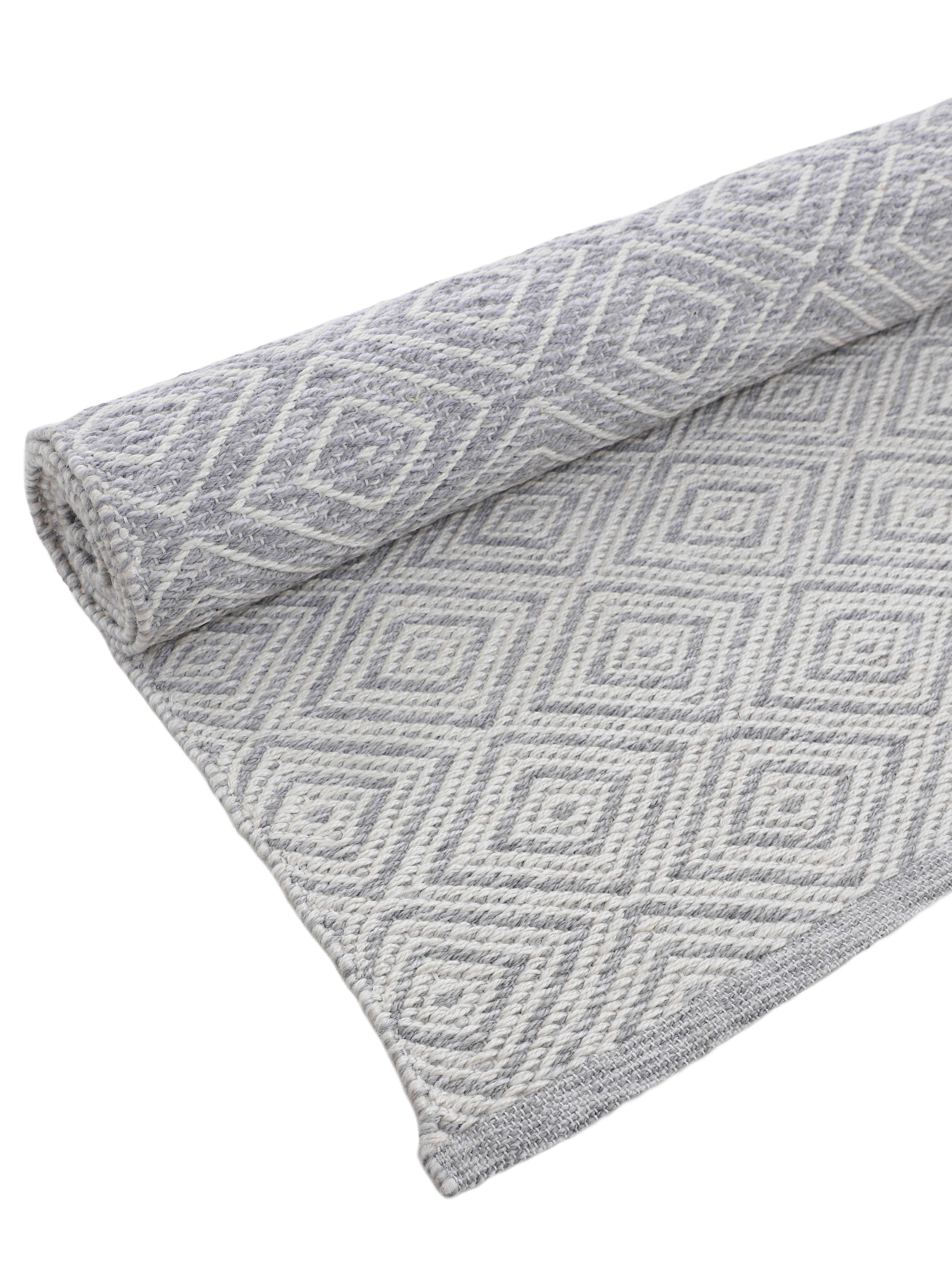 In- & Outdoor Teppich aus recyceltem Material Beige