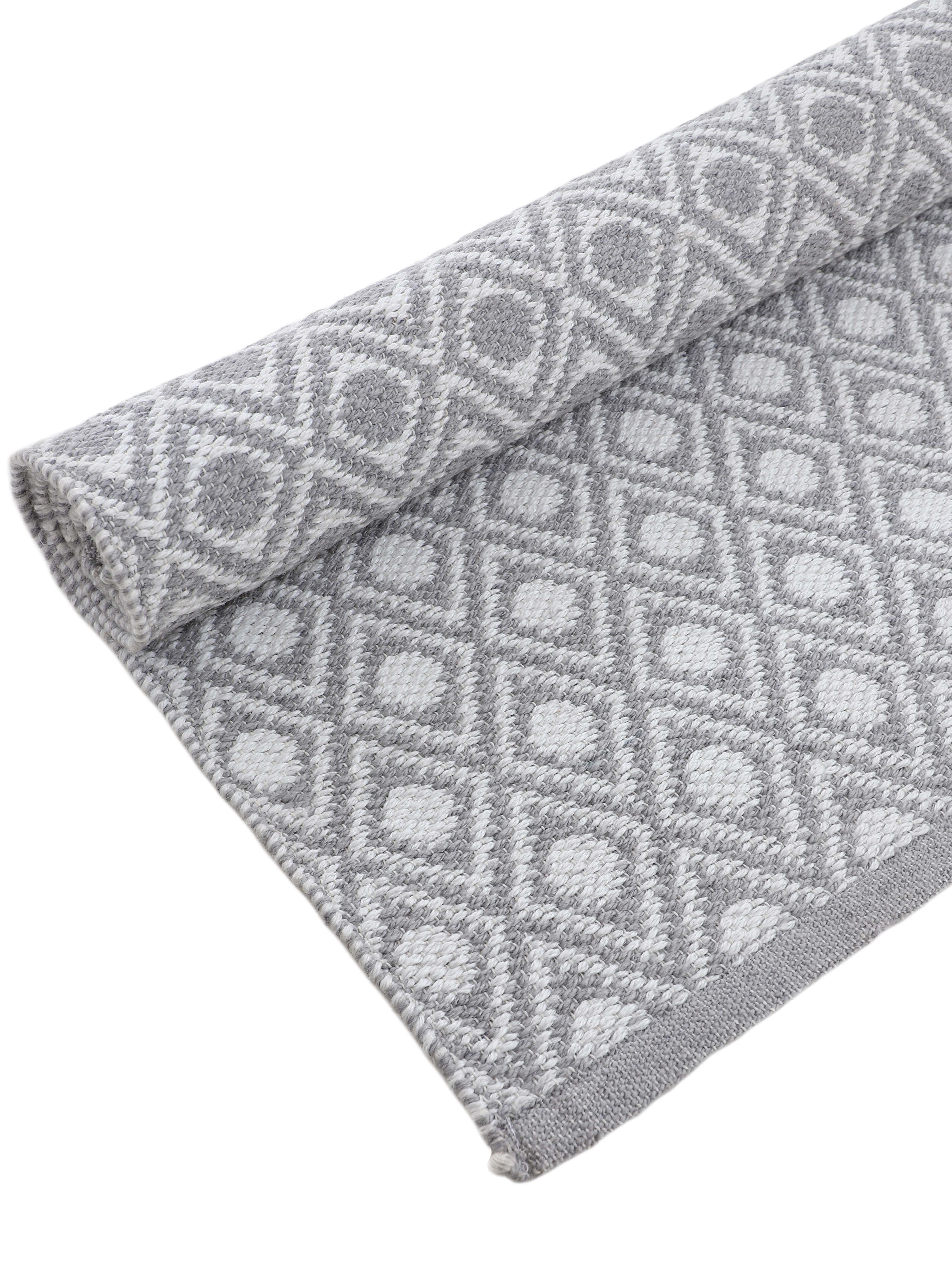 In- & Outdoor Teppich aus recyceltem Material Creme