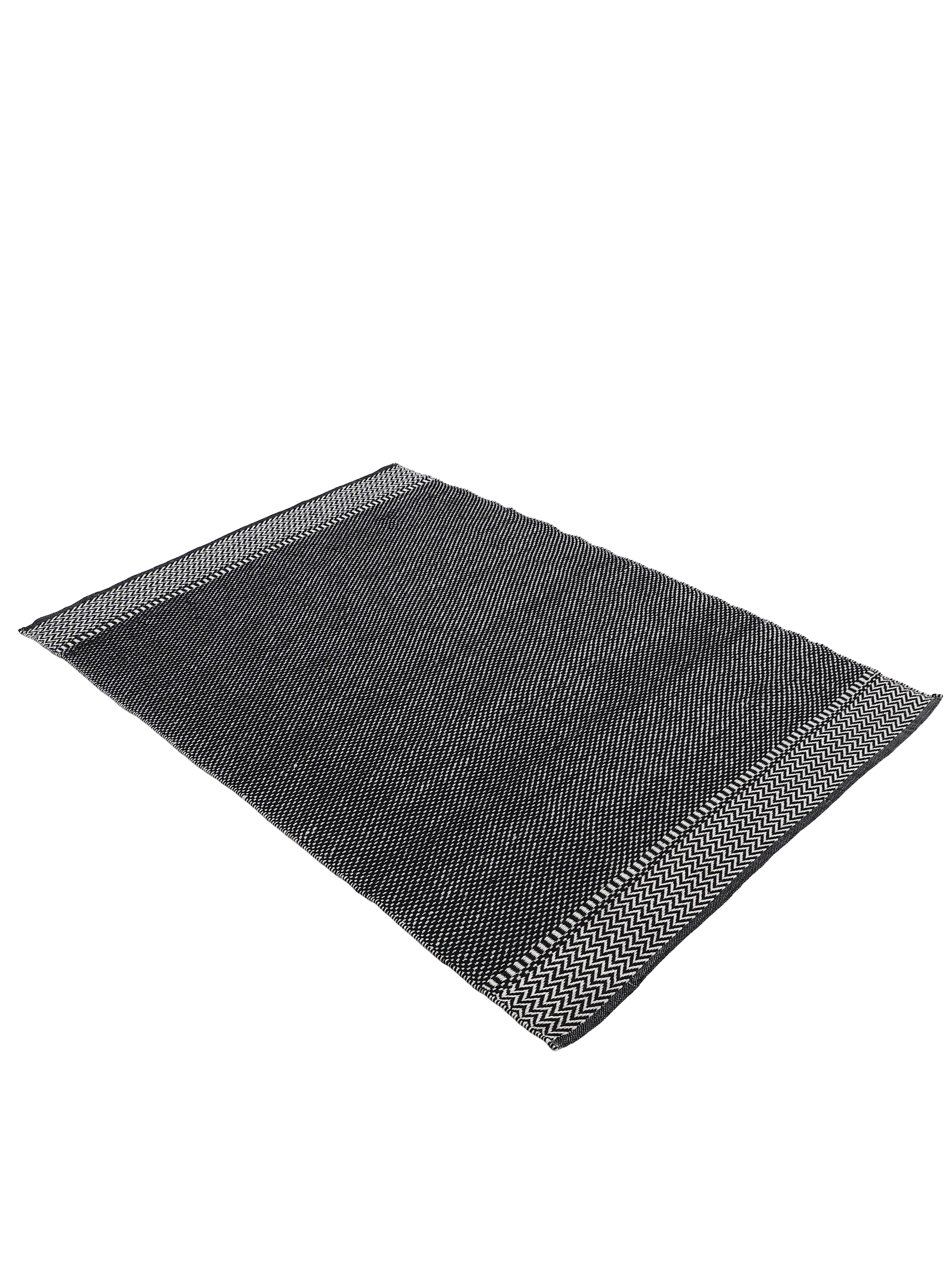 In- & Outdoor Teppich aus recyceltem Material Schwarz